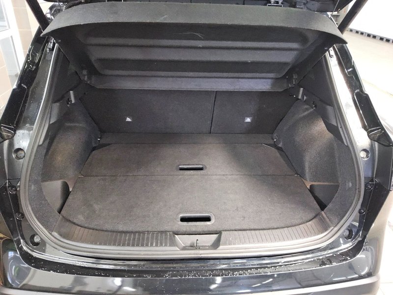 Nissan Qashqai 1.3 DIG-T N-Connecta • ACC • električna vrata — 12