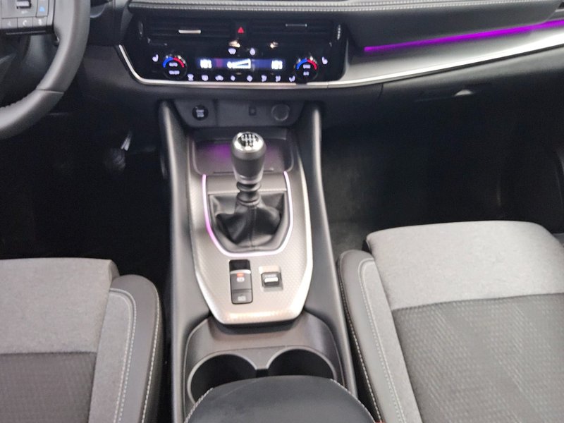 Nissan Qashqai 1.3 DIG-T N-Connecta • ACC • električna vrata — 6