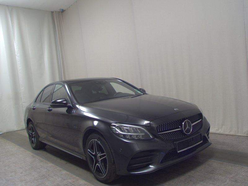 Mercedes-Benz C 300 de automatik AMG Line • ACC • LED — 3