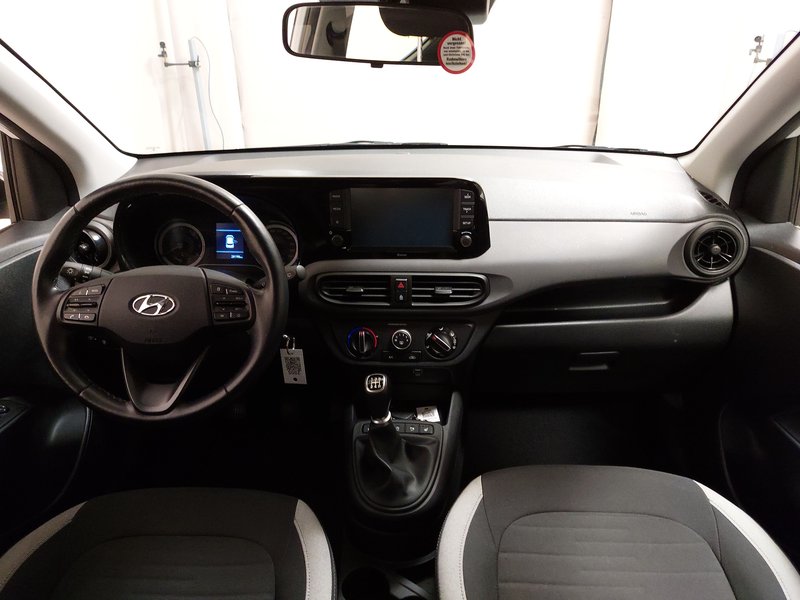 Hyundai i10 1.2 Trend • automatska klima • grijanje sjedala — 16