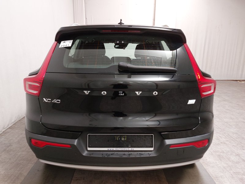 Volvo XC40 T4 Recharge Inscription automatik • Full LED • digitalni instrumenti — 14
