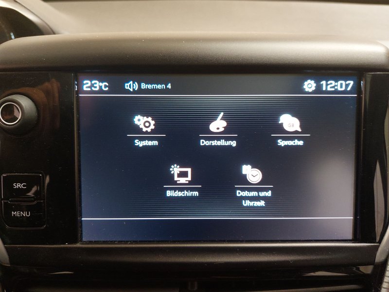 Peugeot 2008 automatik • panorama • senzori za parkiranje straga — 19