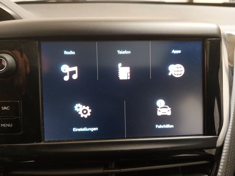 Peugeot 2008 automatik • panorama • senzori za parkiranje straga — 20