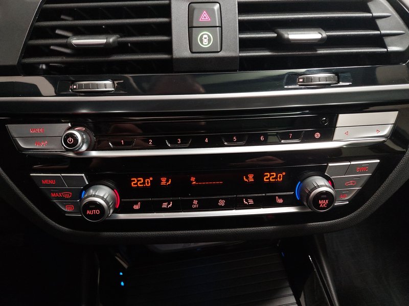 BMW Ix3 Impressive • 360° kamera • ACC — 20