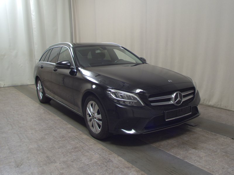 Mercedes-Benz C 220 d automatik T Avantgarde • ACC • električna peta vrata — 3