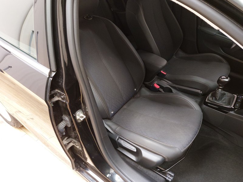 Opel Corsa 1.5 CDTI Elegance • LED • alu felge — 10
