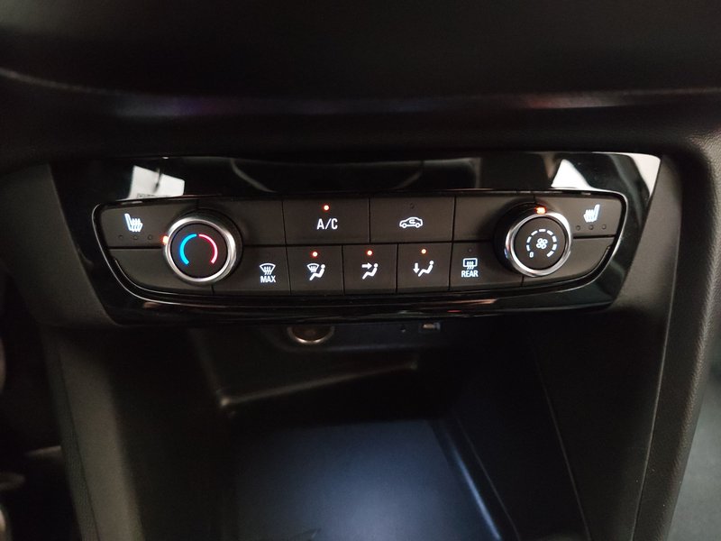 Opel Corsa 1.5 CDTI Elegance • LED • alu felge — 15