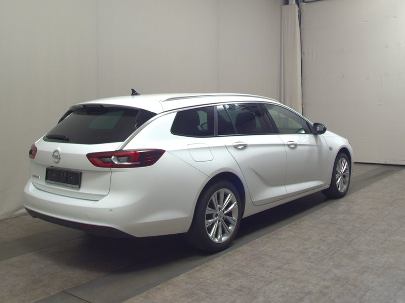 Opel Insignia Sports Tourer 2.0 D Business automatik Elegance • HUD — 4