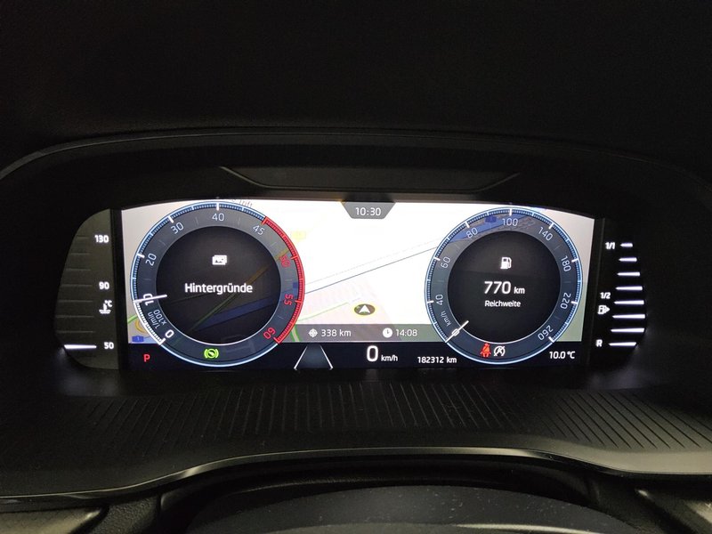 Škoda Octavia Kombi 2.0 TDI automatik Ambition • AHK • Full LED — 8