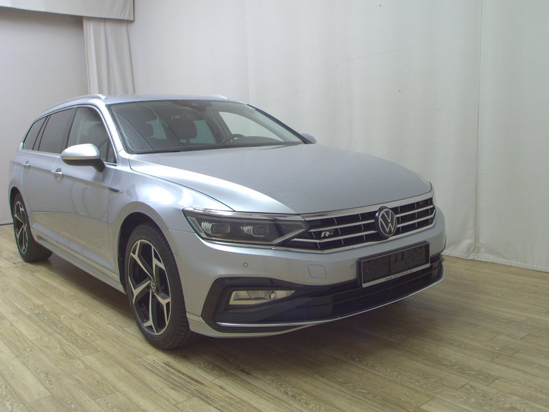 Volkswagen Passat Variant 2.0 TDI automatik R-Line • ACC • Električna peta vrata — 3