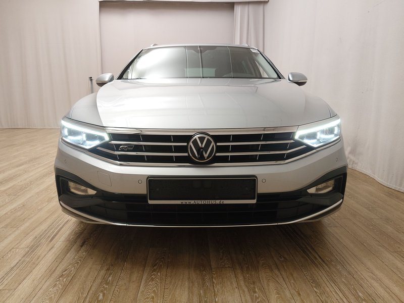 Volkswagen Passat Variant 2.0 TDI automatik R-Line • ACC • Električna peta vrata — 9