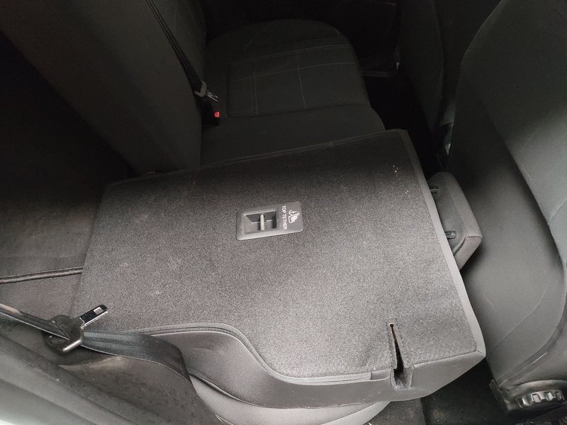 Ford Fiesta 1.1 Cool&Connect • LED • automatska klima — 11