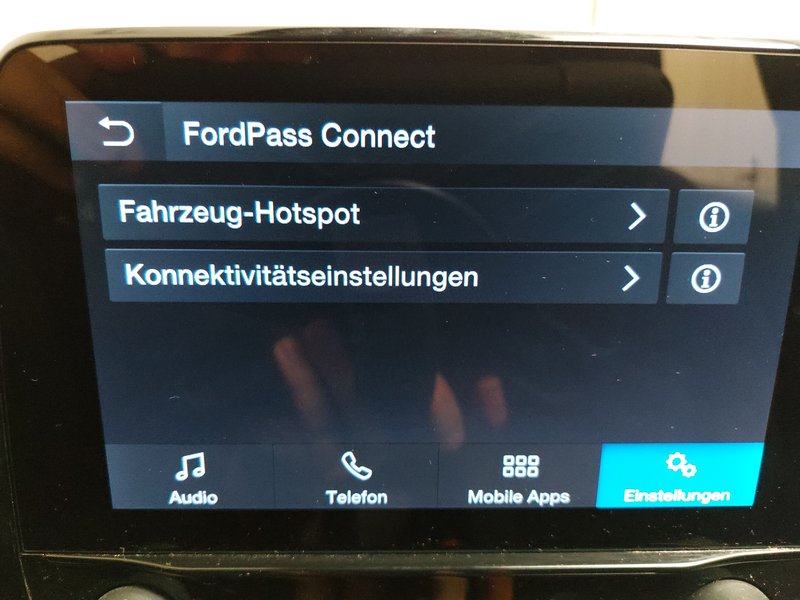 Ford Fiesta 1.1 Cool&Connect • LED • automatska klima — 20