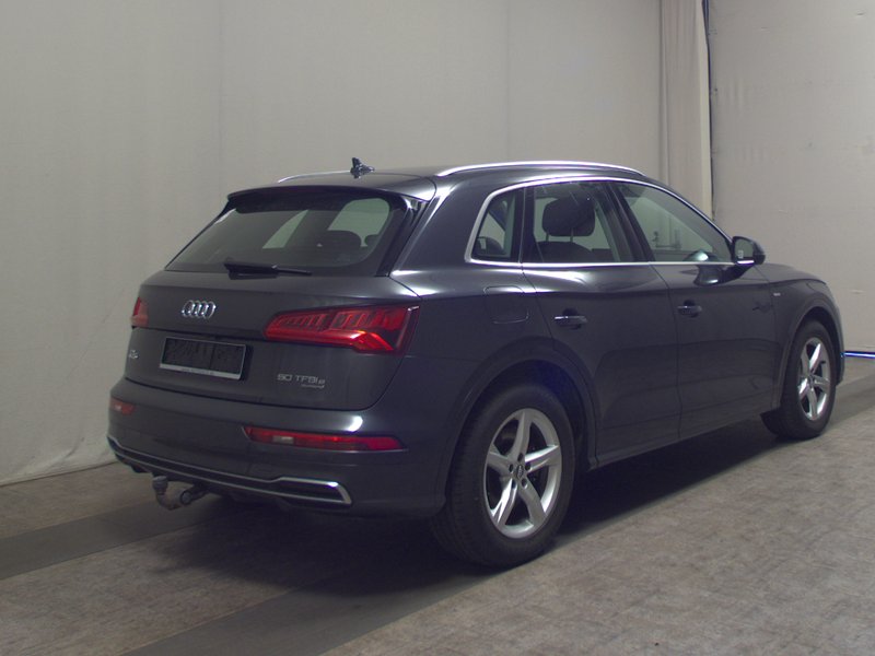 Audi Q5 50 TFSI e quattro S line automatik • ACC • AHK — 4