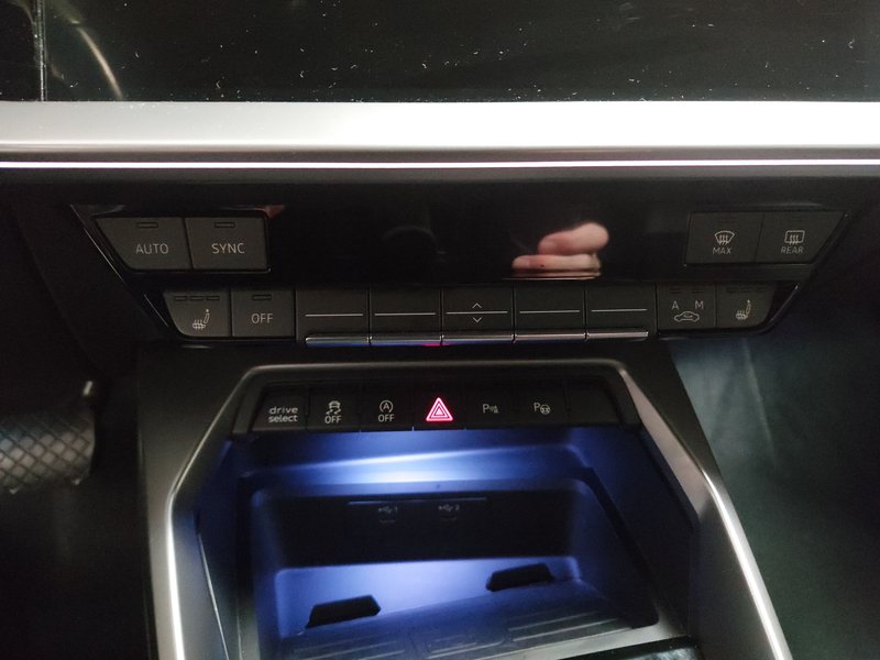 Audi A3 30 TDI automatik • ACC • Full LED — 15