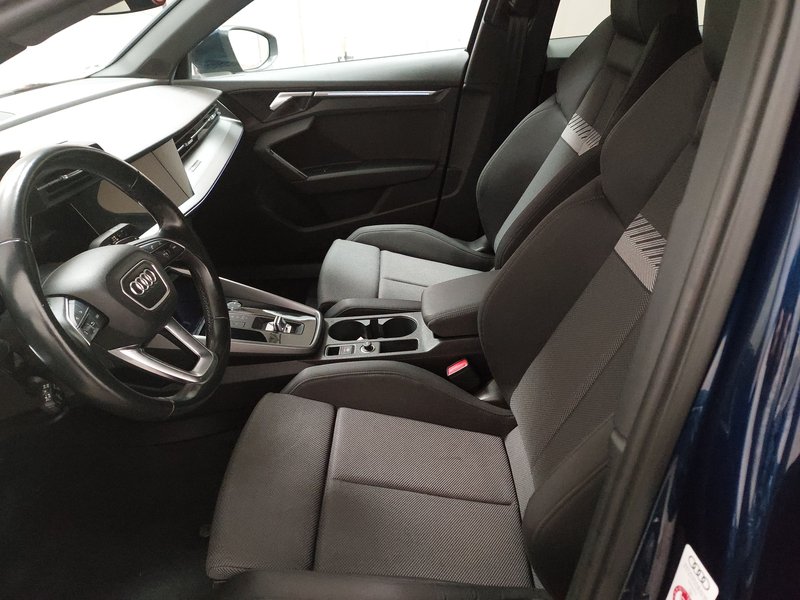Audi A3 30 TDI automatik • ACC • Full LED — 6