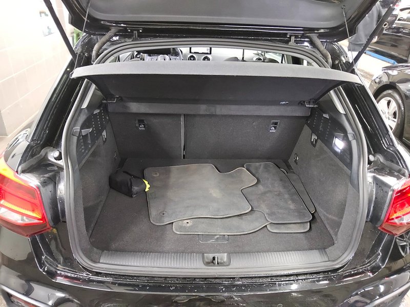 Audi Q2 35 TDI automatik • asistent parkiranja • panorama — 12