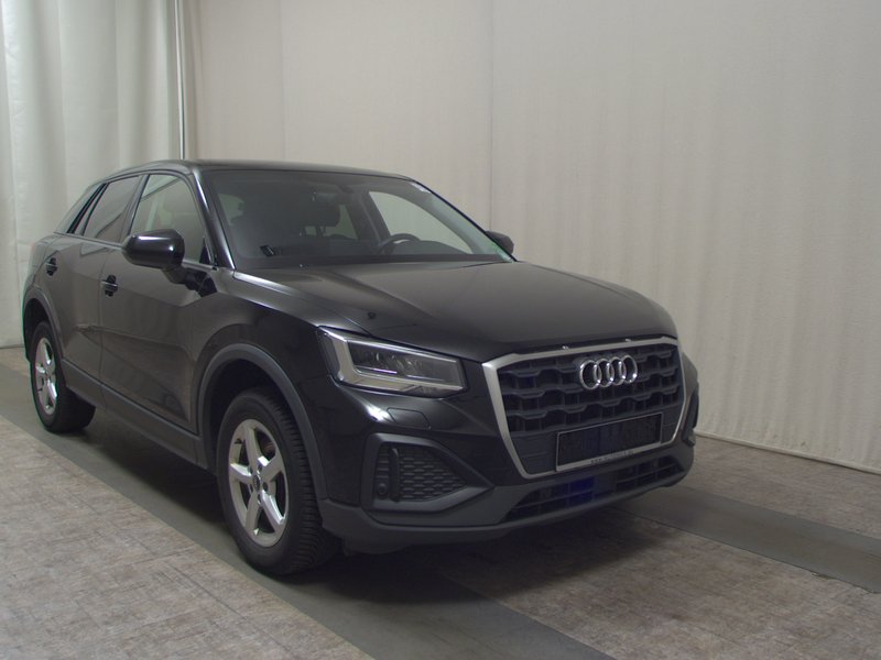 Audi Q2 35 TDI automatik • asistent parkiranja • panorama — 3