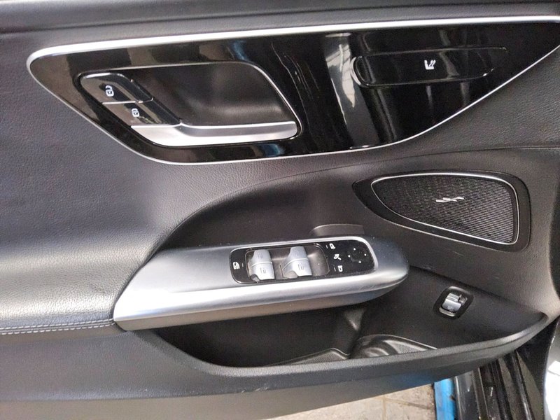 Mercedes-Benz C 200 d karavan automatik AMG Line • LED • digitalni instrumenti — 10