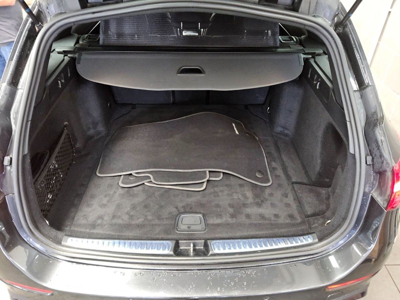 Mercedes-Benz C 200 d karavan automatik AMG Line • LED • digitalni instrumenti — 12