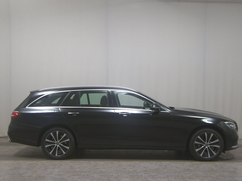 Mercedes-Benz E 300 e karavan automatik Avantgarde • 360° kamera • ACC