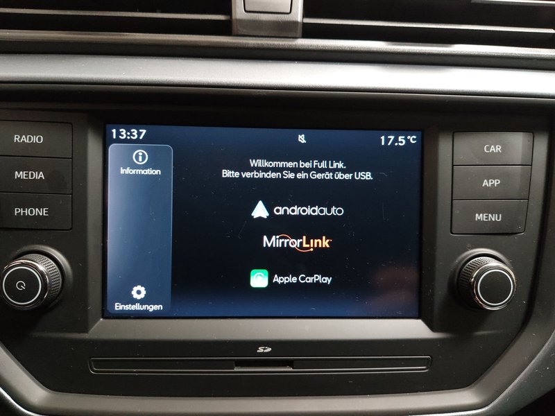 SEAT Arona 1.0 TSI Style • digitalni instrumenti — 18