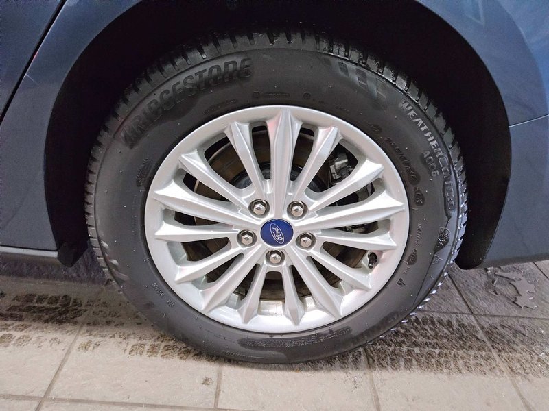Ford Focus Turnier 1.0 EcoBoost Titanium • LED • navigacija — 9