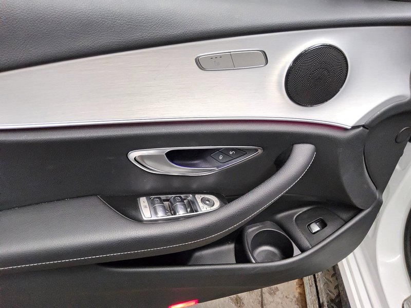 Mercedes-Benz E 220 d karavan automatik Avantgarde • ACC • LED — 10