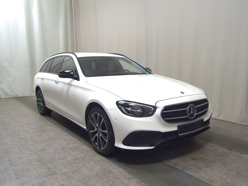 Mercedes-Benz E 220 d karavan automatik Avantgarde • ACC • LED — 3