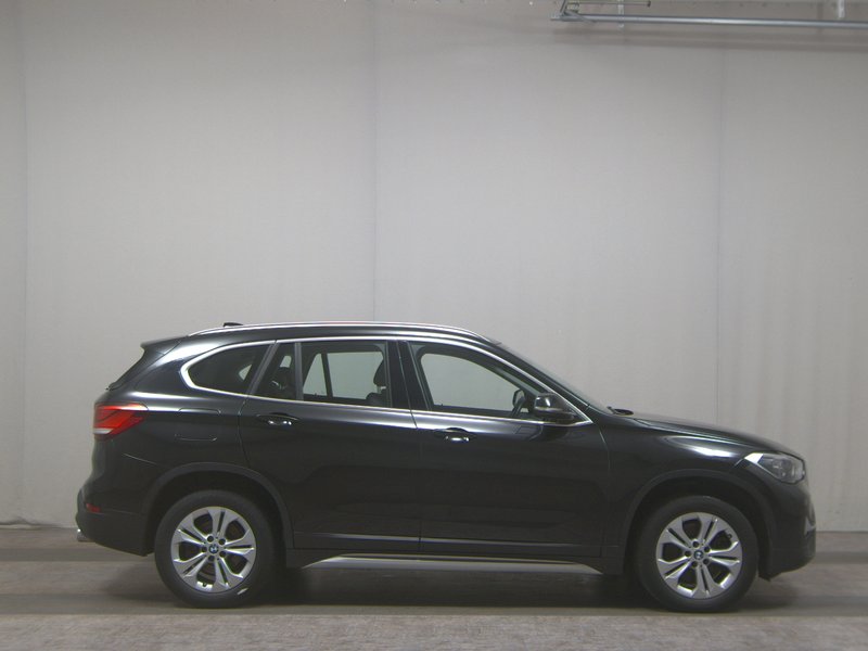BMW X1 sDrive20d automatik xLine • Full LED