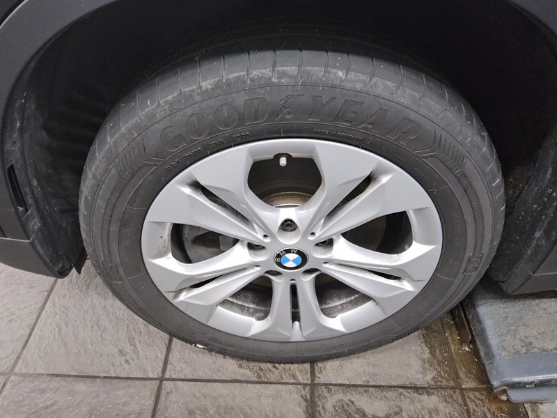 BMW X1 sDrive20d automatik xLine • Full LED — 10