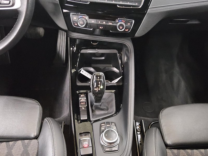 BMW X1 sDrive20d automatik xLine • Full LED — 6