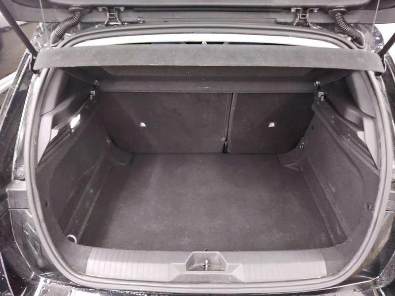 Opel Astra 1.5 D Business Edition • Full LED • digitalni instrumenti — 12