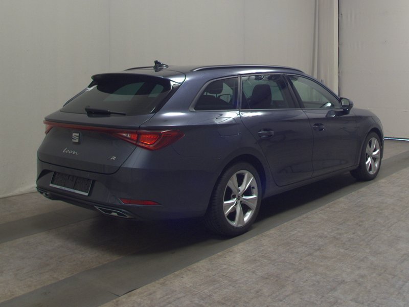 SEAT Leon Sportstourer 2.0 TDI automatik FR-Line • Full LED — 4