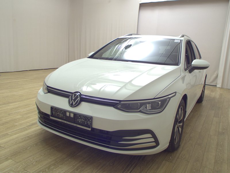 Volkswagen Golf-8 Variant 2.0 TDI Move automatik • ACC • AHK — 2