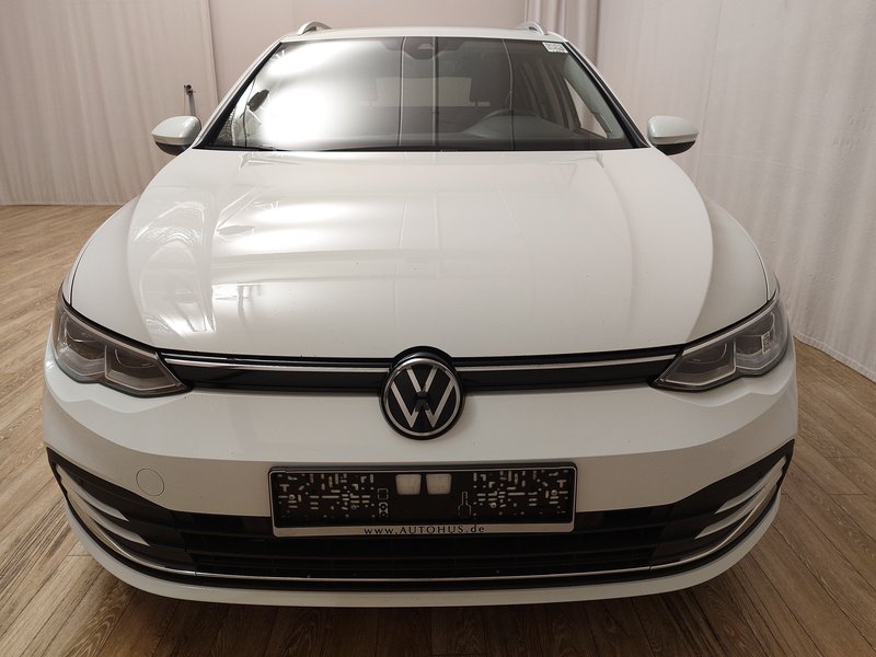 Volkswagen Golf-8 Variant 2.0 TDI Move automatik • ACC • AHK — 9