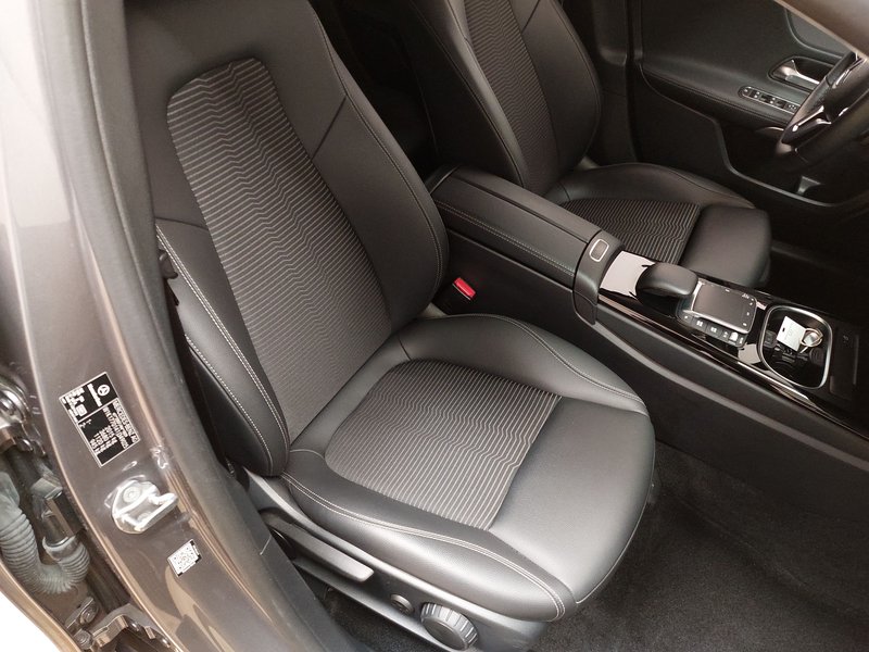 Mercedes-Benz A 220 d automatik Progressive • ACC — 10