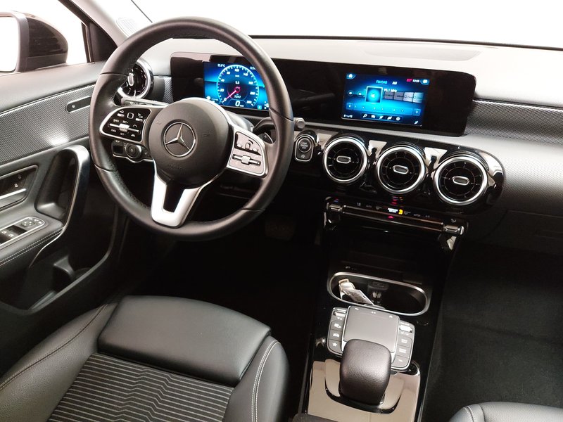 Mercedes-Benz A 220 d automatik Progressive • ACC — 18