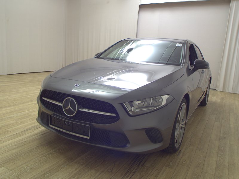 Mercedes-Benz A 220 d automatik Progressive • ACC — 2