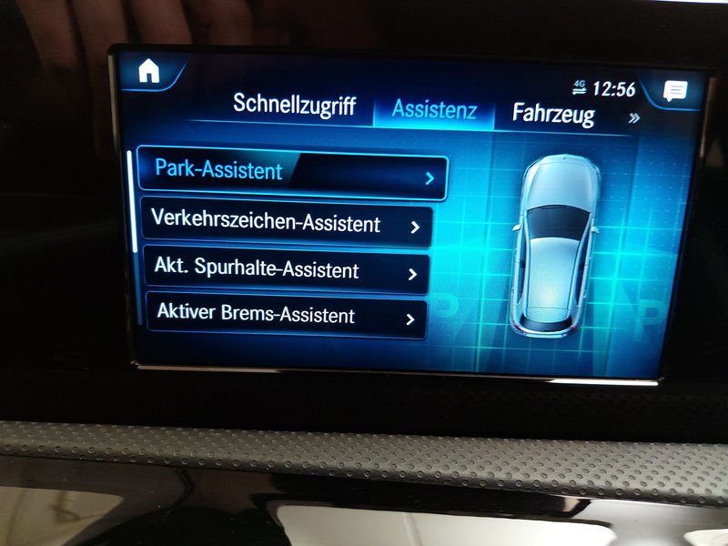 Mercedes-Benz A 220 d automatik Progressive • ACC — 21