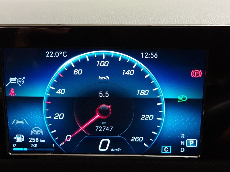 Mercedes-Benz A 220 d automatik Progressive • ACC — 22