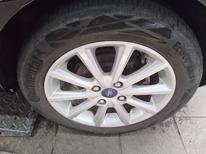 Ford Fiesta 1.0 EcoBoost Titanium — 10