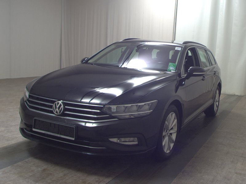 Volkswagen Passat Variant 1.5 TSI Business automatik • ACC • LED — 2