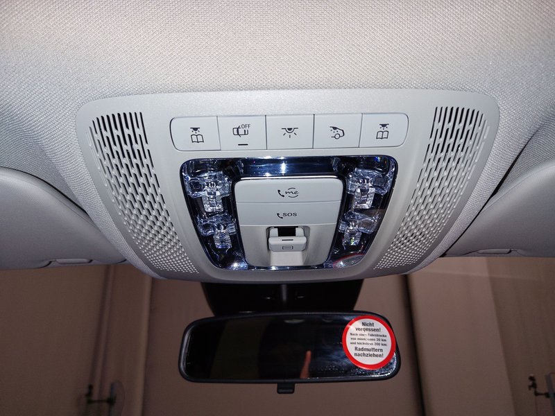 Mercedes-Benz GLA 200 d automatik AMG Line • LED • panorama — 13