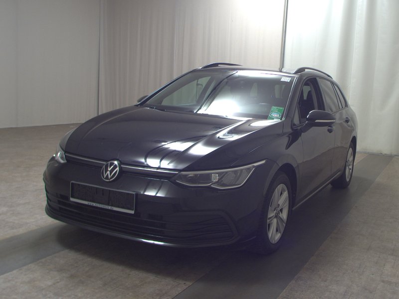 Volkswagen Golf 8 Variant 2.0 TDI automatik Life • ACC • Full LED — 2