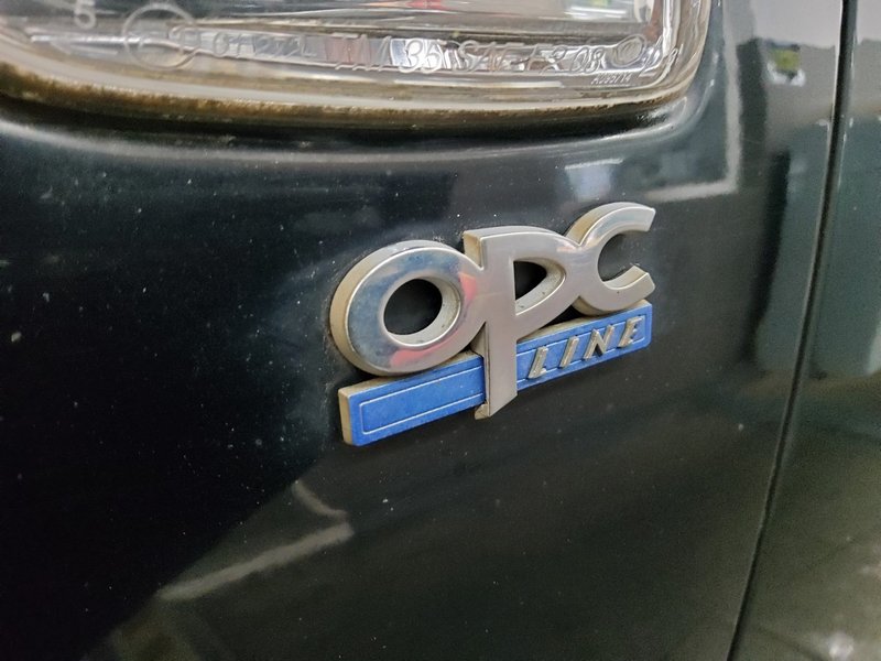 Opel Insignia ST 2.0 CDTI Ultimate OPC • ACC • AHK — 11