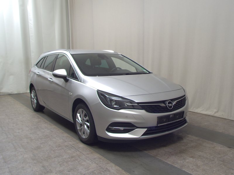Opel Astra ST 1.5 D automatik Elegance • Full LED — 3