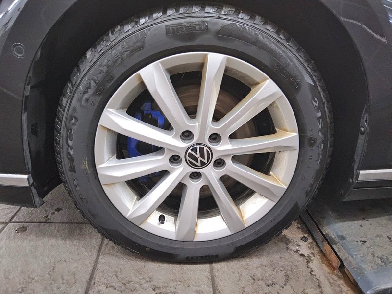 Volkswagen Passat Variant GTE 1.4 TSI automatik • panorama • ACC — 10