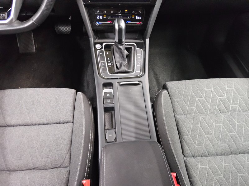Volkswagen Passat Variant GTE 1.4 TSI automatik • panorama • ACC — 6