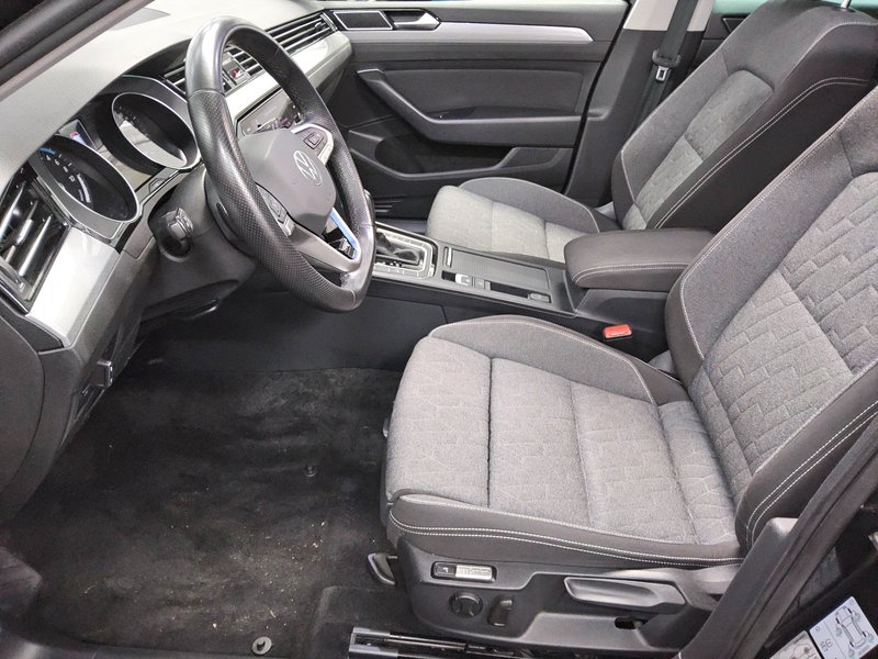 Volkswagen Passat Variant GTE 1.4 TSI automatik • panorama • ACC — 8